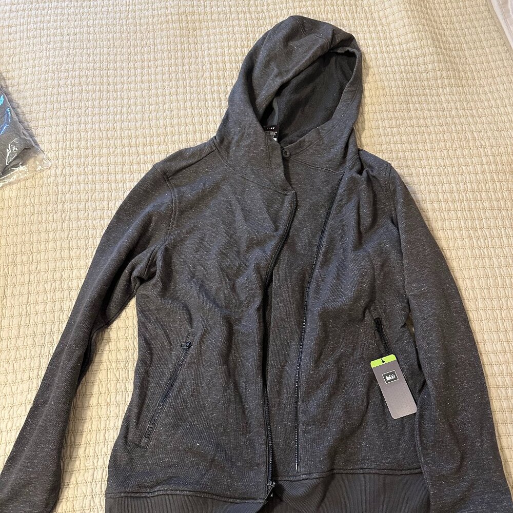 REI Women's zip hoodie NWT Medium GREY